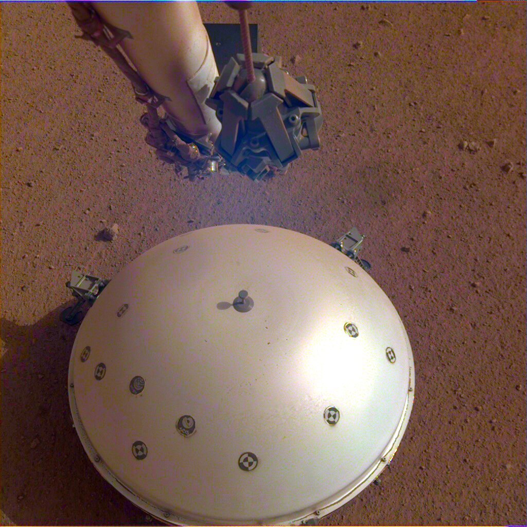 Insight's seismometer